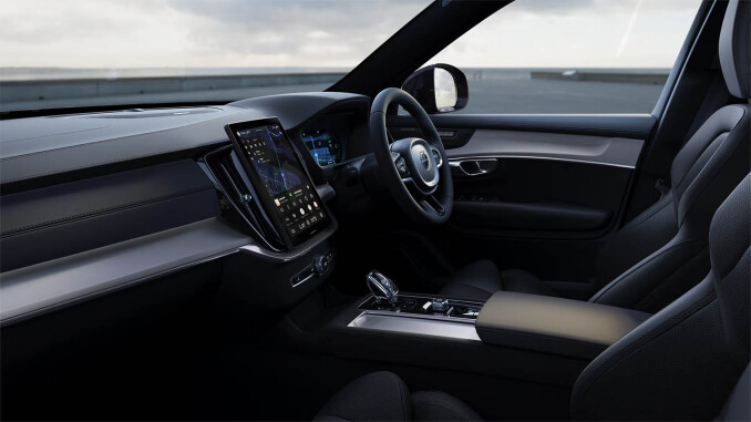 Volvo XC90 2.0 T8 Plug-in Hybrid Plus Black Edition 5dr AWD Geartronic Estate - Image 4